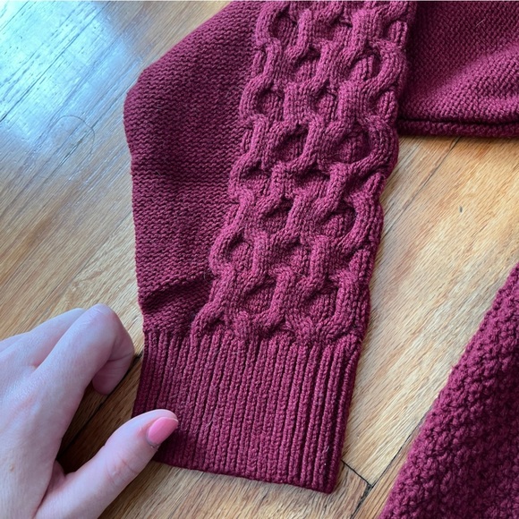 Urban Outfitters Cable Knit Sweater - Picture 3 of 8